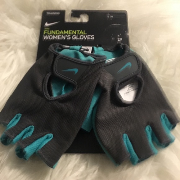 Adidas Womens Training Gloves Size L Nwt Adidas Womens Training Gloves Size L Nwt